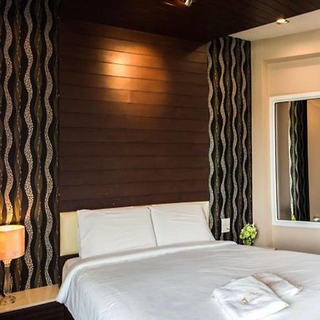The Ring Hotel Hat Yai Extérieur photo