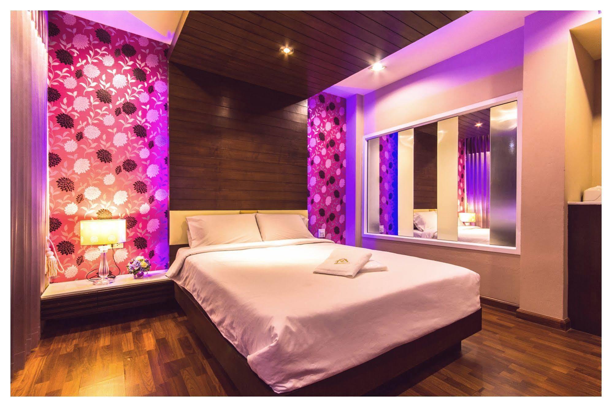 The Ring Hotel Hat Yai Extérieur photo