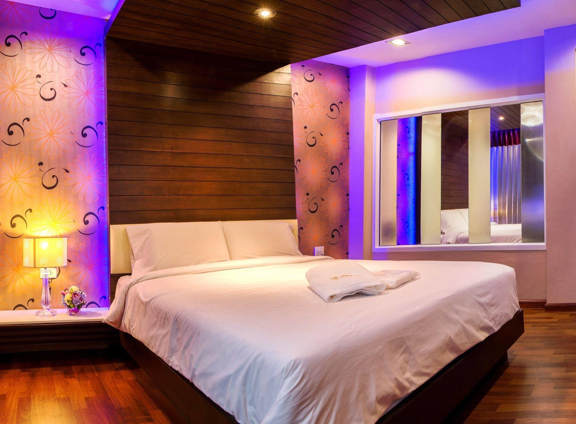 The Ring Hotel Hat Yai Extérieur photo